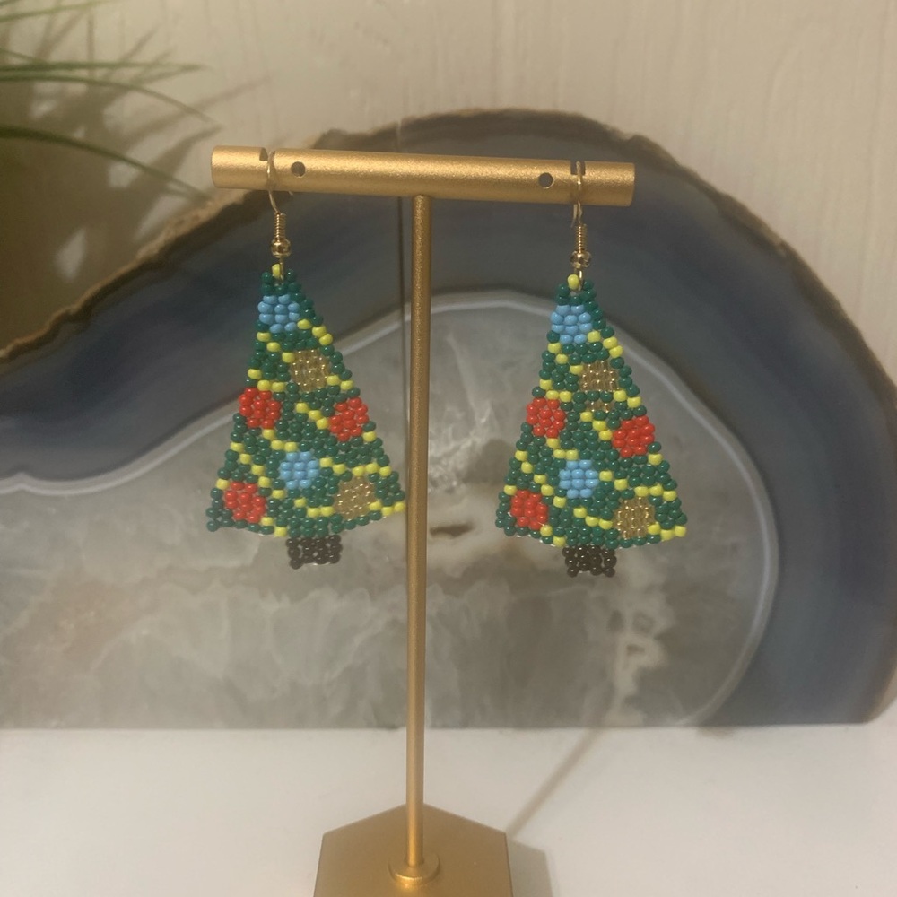 Hand made Native American/ boho style Beaded Earrings - Picture 1 of 2